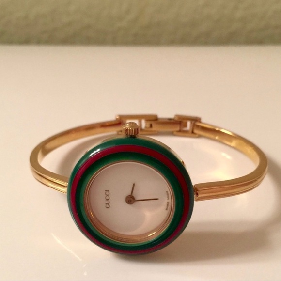 Near Mint~Gucci Interchangeable Bezel Watch W/Diamond Cut Bezel, Box, & Papers - Picture 10 of 16